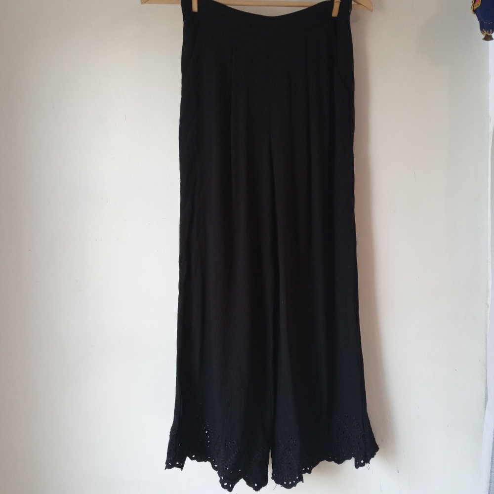 Lost + Wander XS Black Cropped Laser Cut Trim Pants